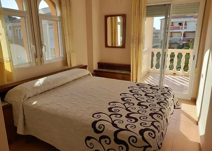 Beautiful 2-bed Beachside شقة دينايا