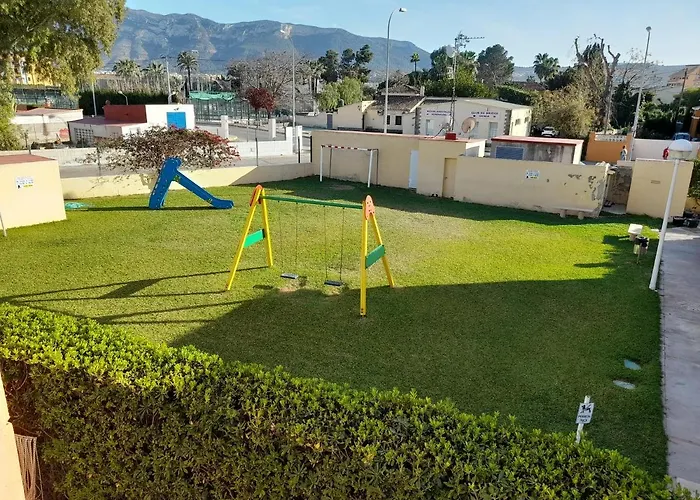 Beautiful 2-bed Beachside * دينايا